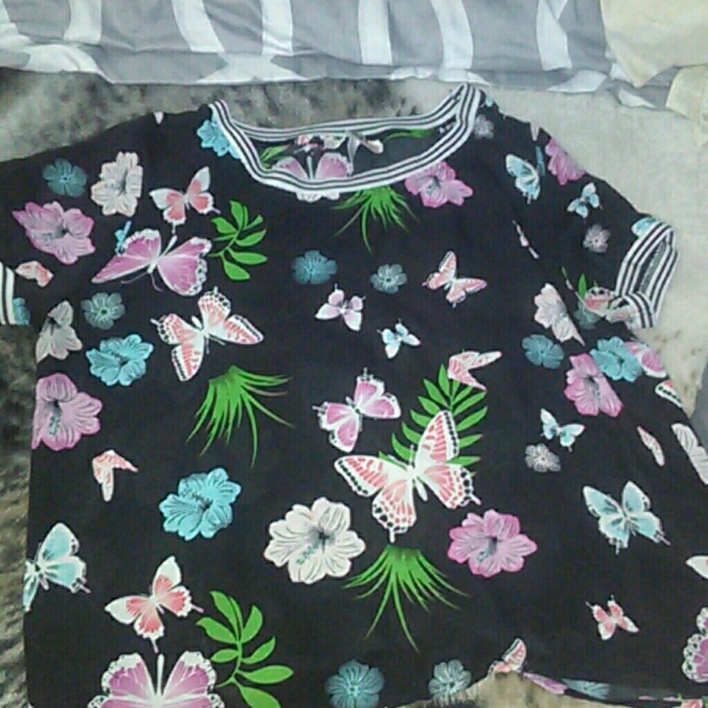 Butterfly crop top